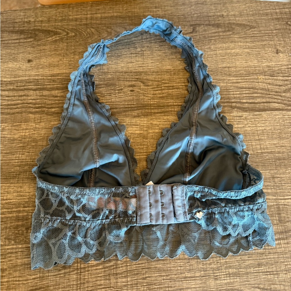 Victoria Secret Pink Gray Halter Lace Bralette SZ XS NWOT - Picture 3 of 7